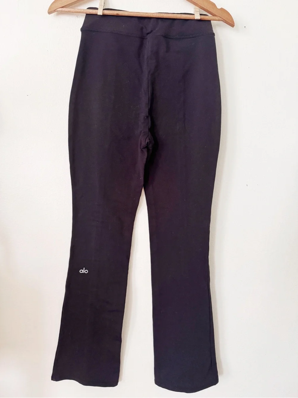 ALO Yoga Women's Black Flared Leggings with front slits small